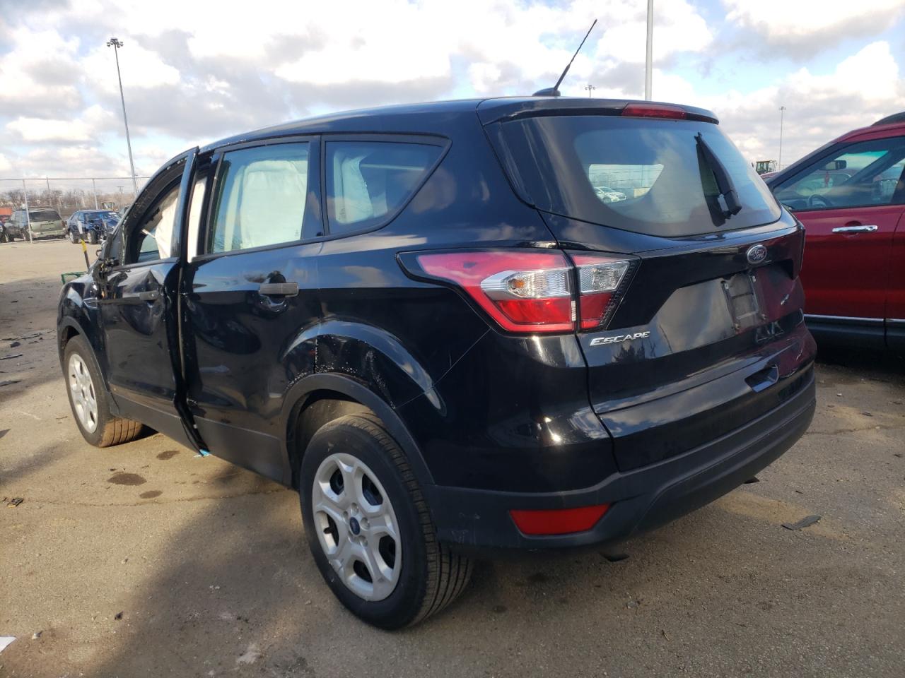 Photo 3 from auction – 2018 FORD ESCAPE S with VIN 1FMCU0F78JUB08152