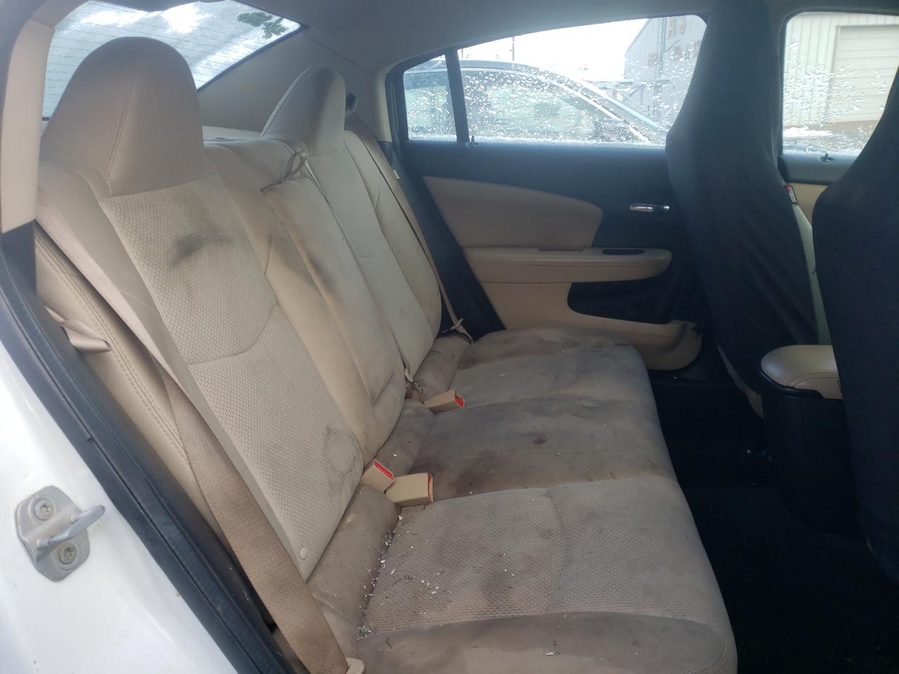 Photo 6 from auction – 2014 CHRYSLER 200 LX with VIN 1C3CCBAB3EN121944