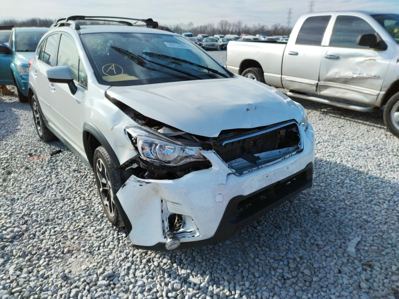SUBARU CROSSTREK 2017 with VIN JF2GPADC3HH275736 - Photo from auction