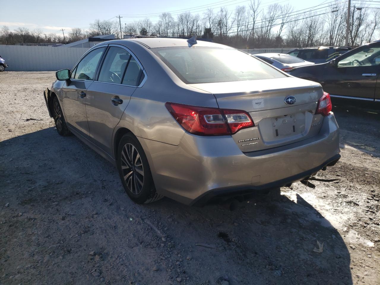 Photo 3 from auction – 2018 SUBARU LEGACY 2.5 with VIN 4S3BNAF65J3027514