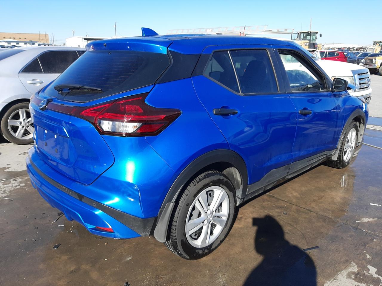 Photo 4 from auction – 2021 NISSAN KICKS S with VIN 3N1CP5BV4ML466007