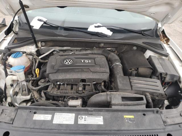 Photo 7 from auction – 2015 VOLKSWAGEN PASSAT S with VIN 1VWAT7A37FC113199
