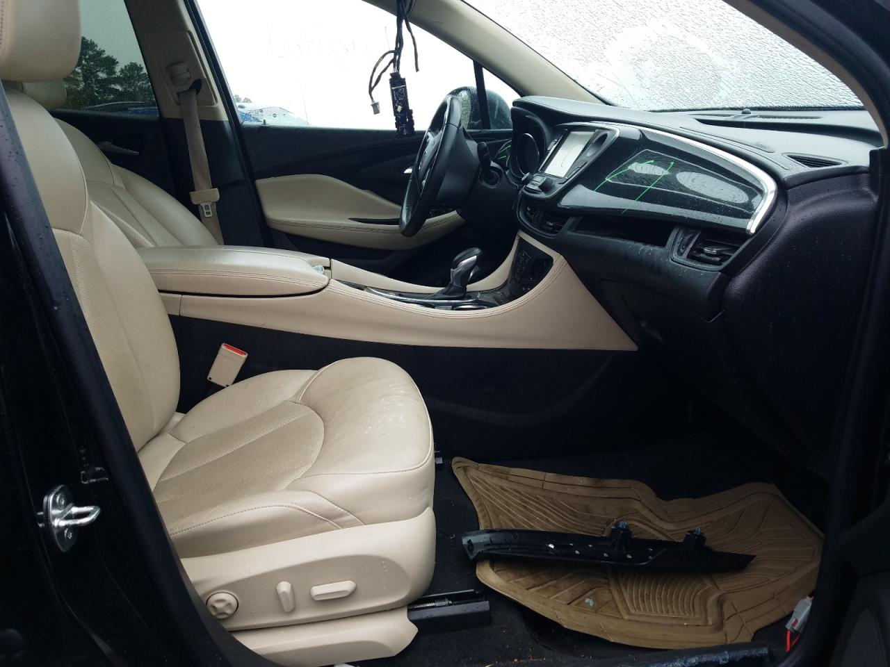 Photo 5 from auction – 2017 BUICK ENVISION E with VIN LRBFXBSA7HD218849