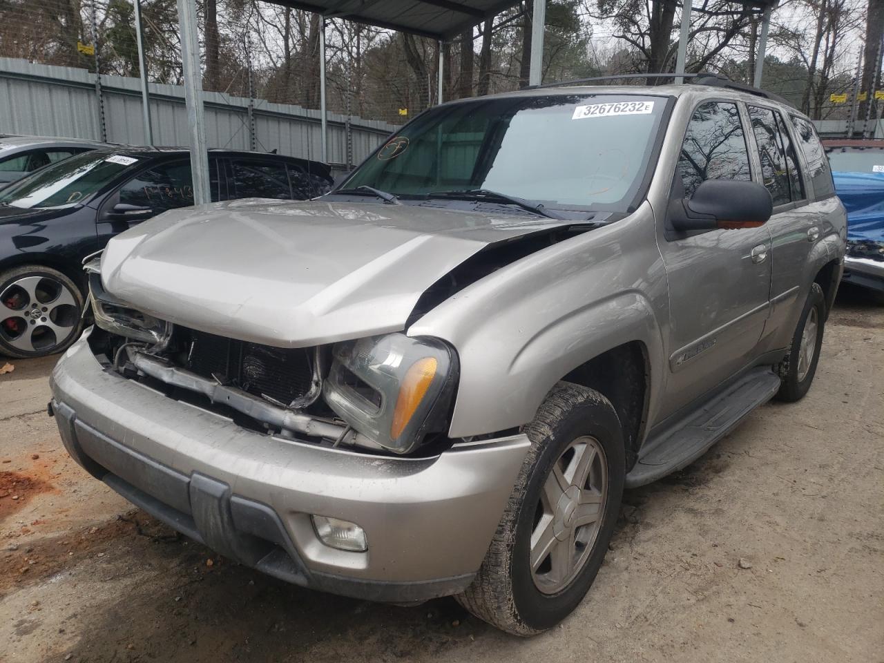 Photo 2 from auction – 2002 CHEVROLET TRAILBLAZE with VIN 1GNDS13S522356845