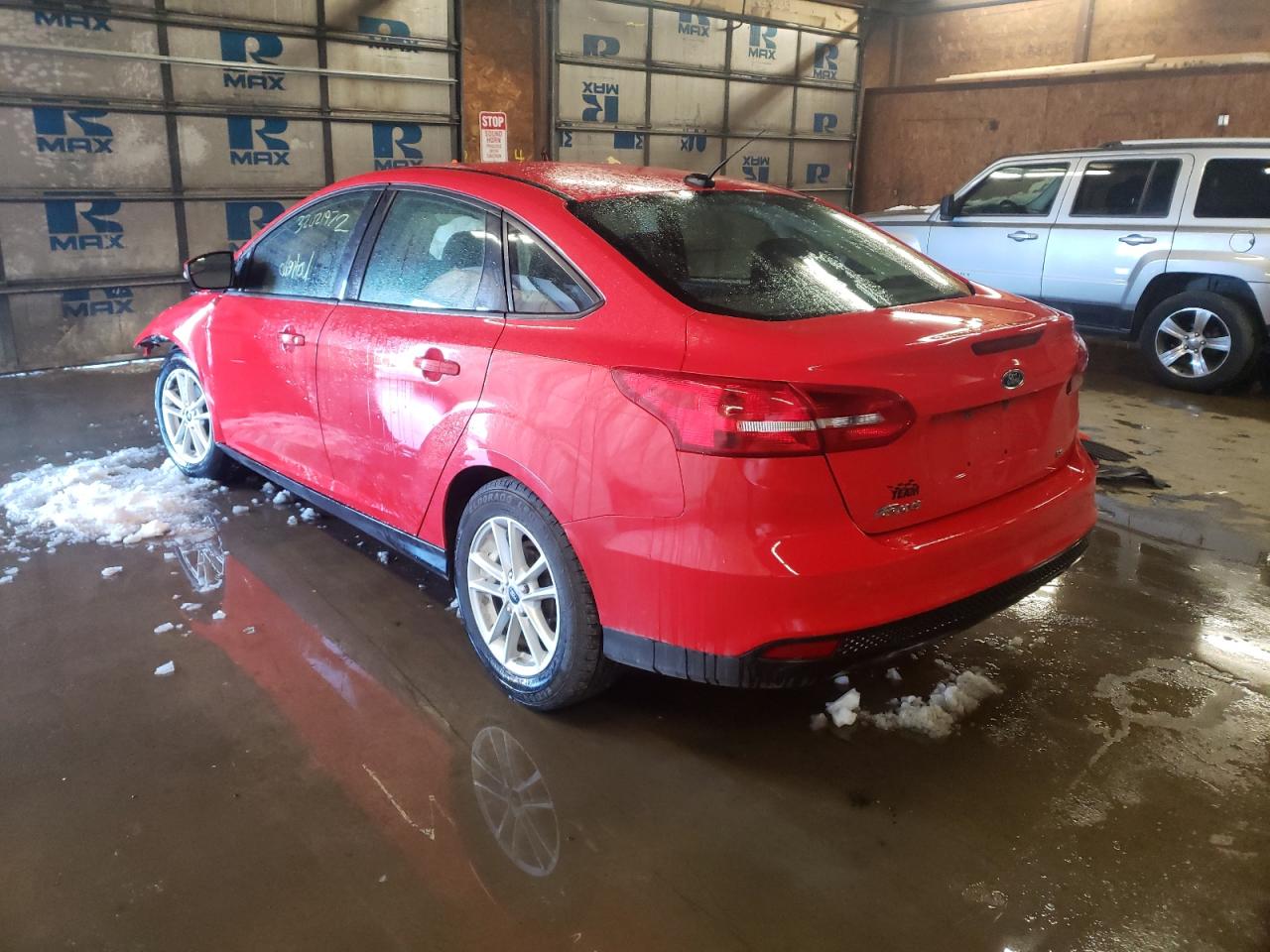 Photo 3 from auction – 2015 FORD FOCUS SE with VIN 1FADP3F28FL229319