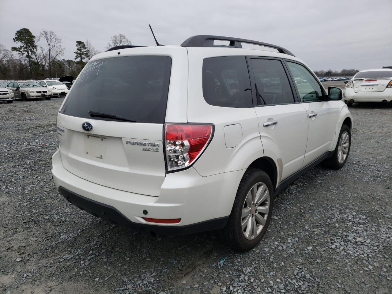 Photo 4 from auction – 2011 SUBARU FORESTER 2 with VIN JF2SHADC9BH705087
