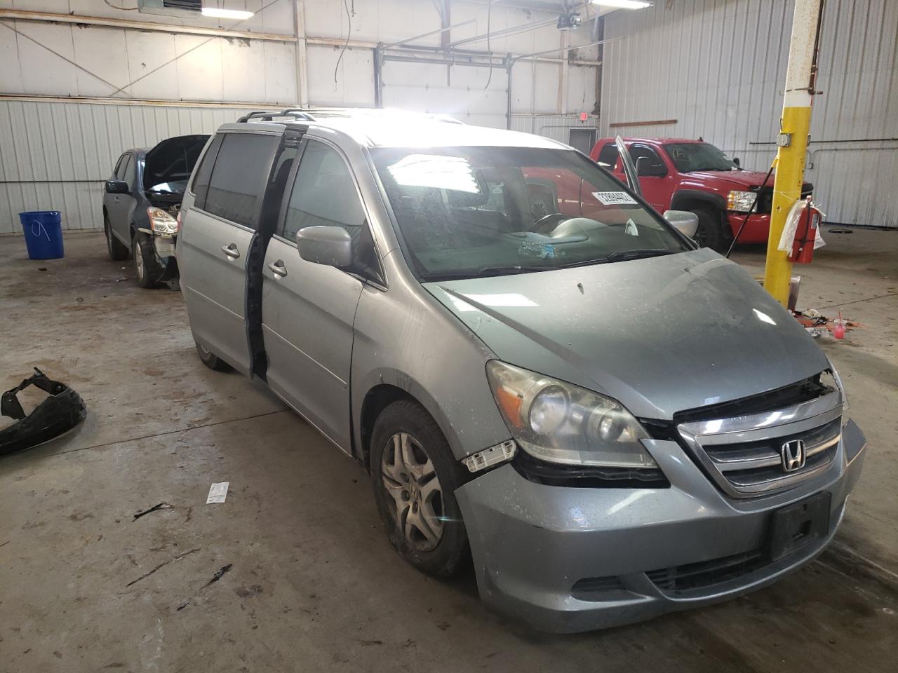 HONDA ODYSSEY 2006 with VIN 5FNRL38776B077329 - Photo from auction