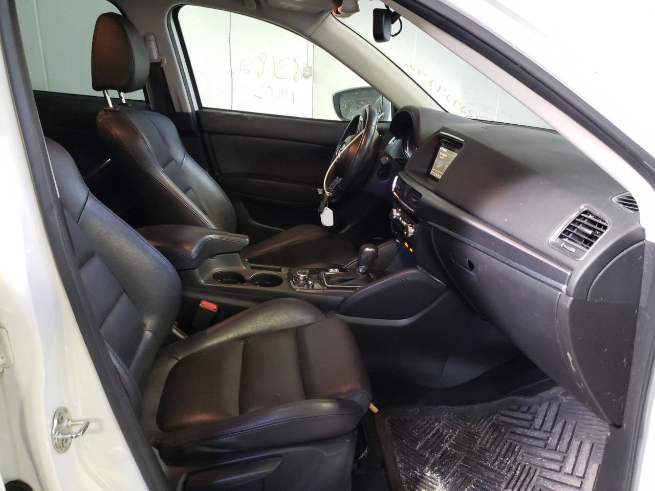 Photo 5 from auction – 2016 MAZDA CX-5 GT with VIN JM3KE4DY2G0804478