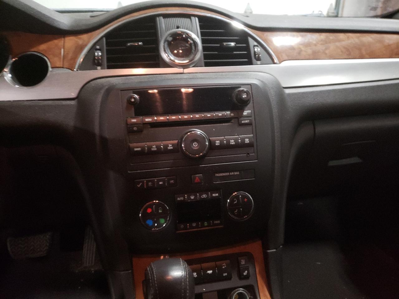 Photo 9 from auction – 2010 BUICK ENCLAVE CX with VIN 5GALRCED0AJ132186