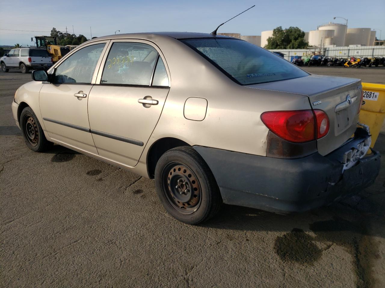 Photo 3 from auction – 2004 TOYOTA COROLLA CE with VIN 2T1BR32E94C174668