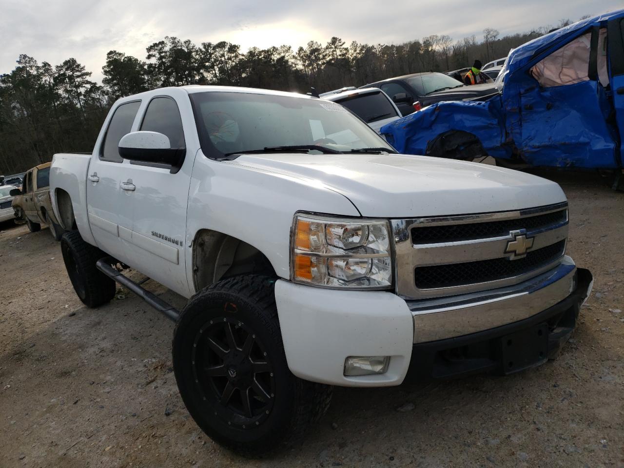 CHEVROLET SILVERADO 2008 with VIN 3GCEC13J98G223376 - Photo from auction
