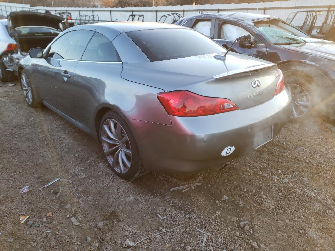 Photo 3 from auction – 2010 INFINITI G37 BASE with VIN JN1CV6FE8AM352065