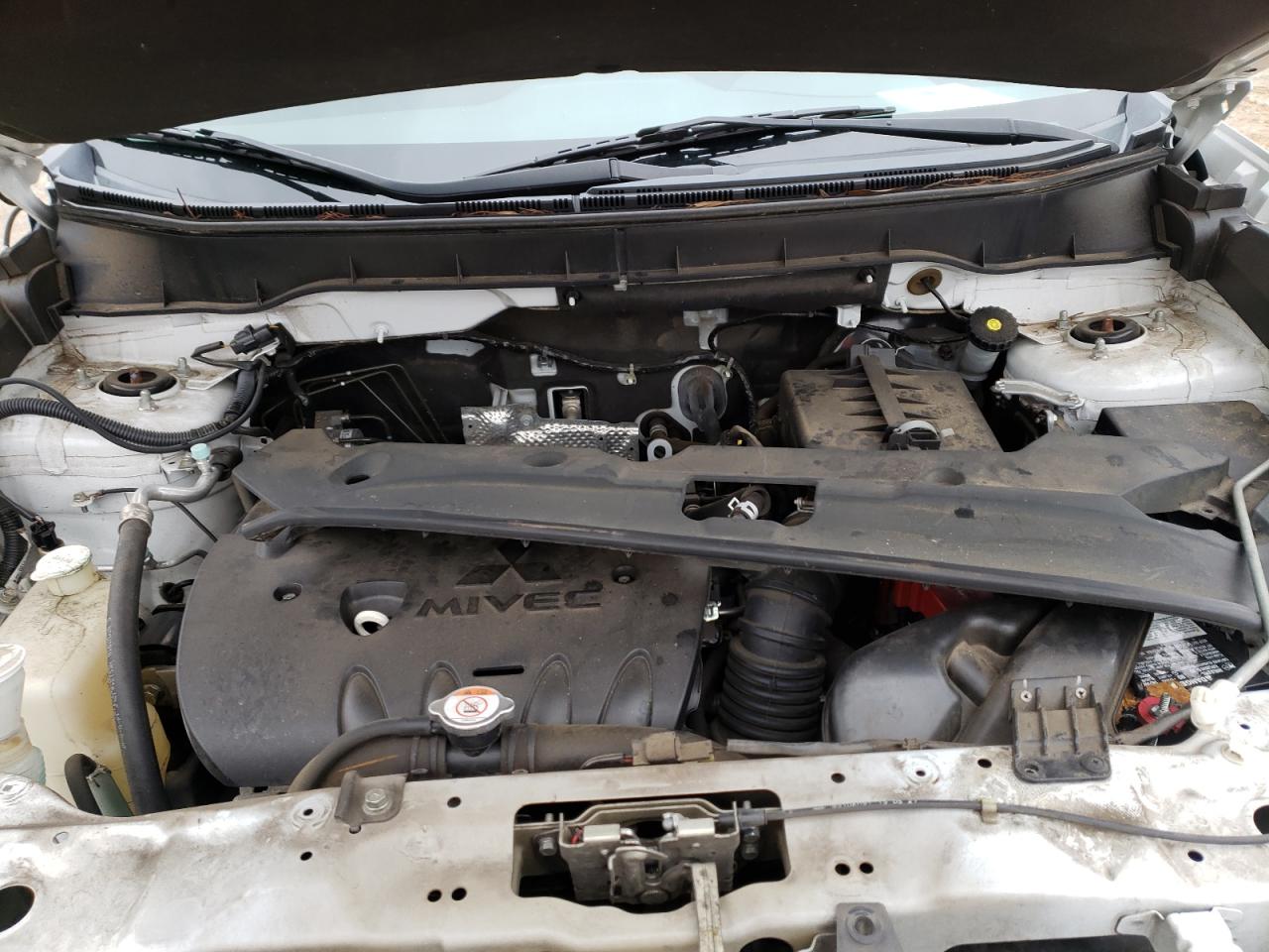 Photo 7 from auction – 2014 MITSUBISHI OUTLANDER with VIN 4A4AP3AU4EE007698