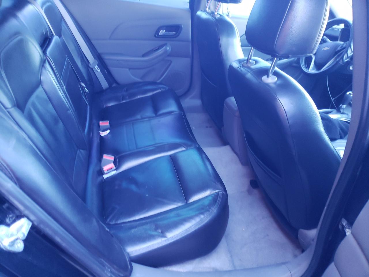 Photo 6 from auction – 2014 CHEVROLET MALIBU LS with VIN 1G11B5SL6EF277834