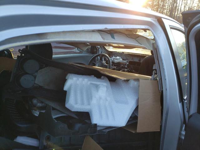 Photo 9 from auction – 2008 SCION XD with VIN JTKKU10408J001573