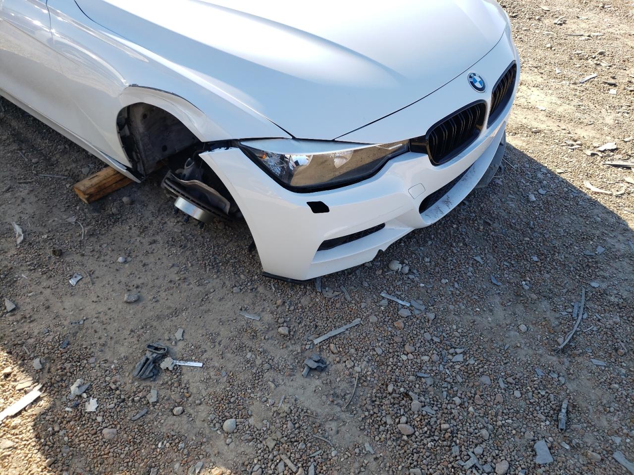 Photo 9 from auction – 2012 BMW 328 I with VIN WBA3A5C57CF341957