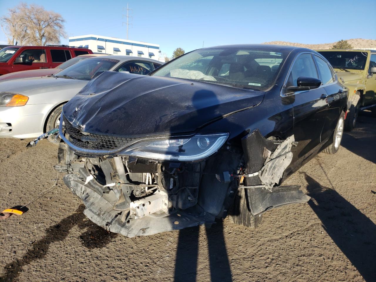 Photo 2 from auction – 2015 CHRYSLER 200 LIMITE with VIN 1C3CCCAB4FN691250