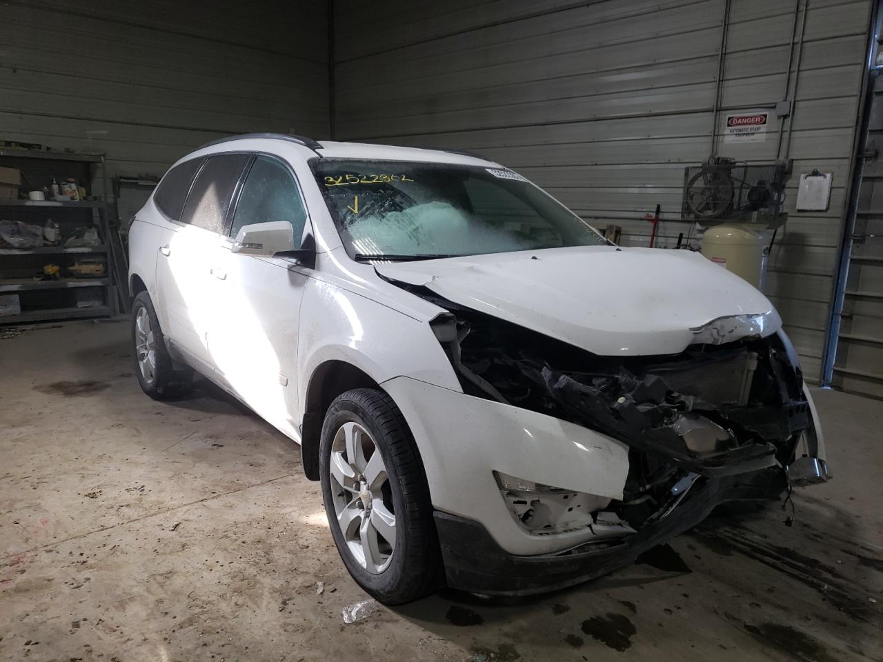 CHEVROLET TRAVERSE L 2017 with VIN 1GNKRGKD3HJ309885 - Photo from auction