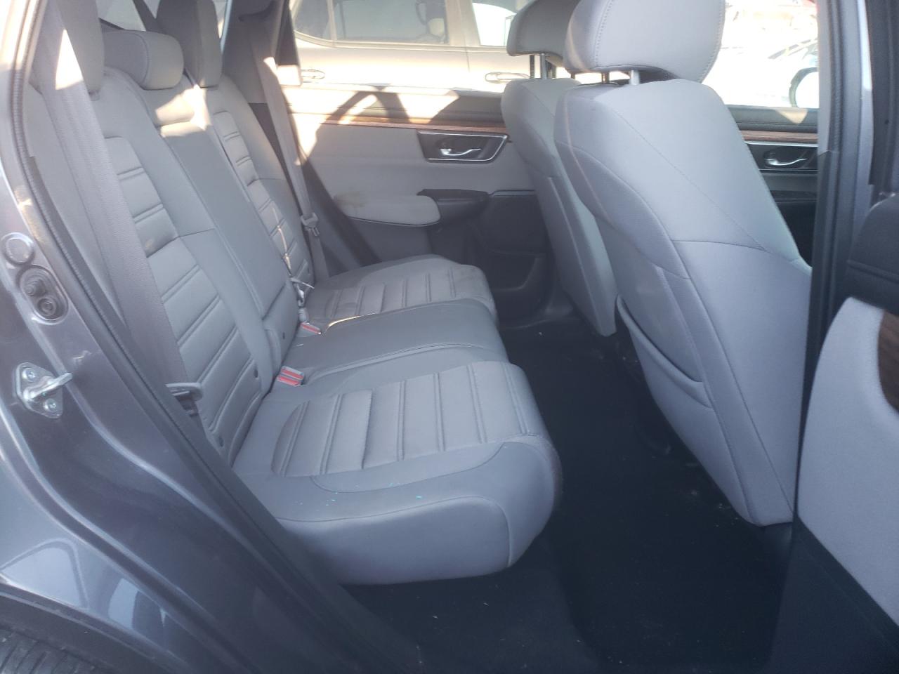 Photo 6 from auction – 2018 HONDA CR-V EX with VIN 7FARW1H5XJE032134