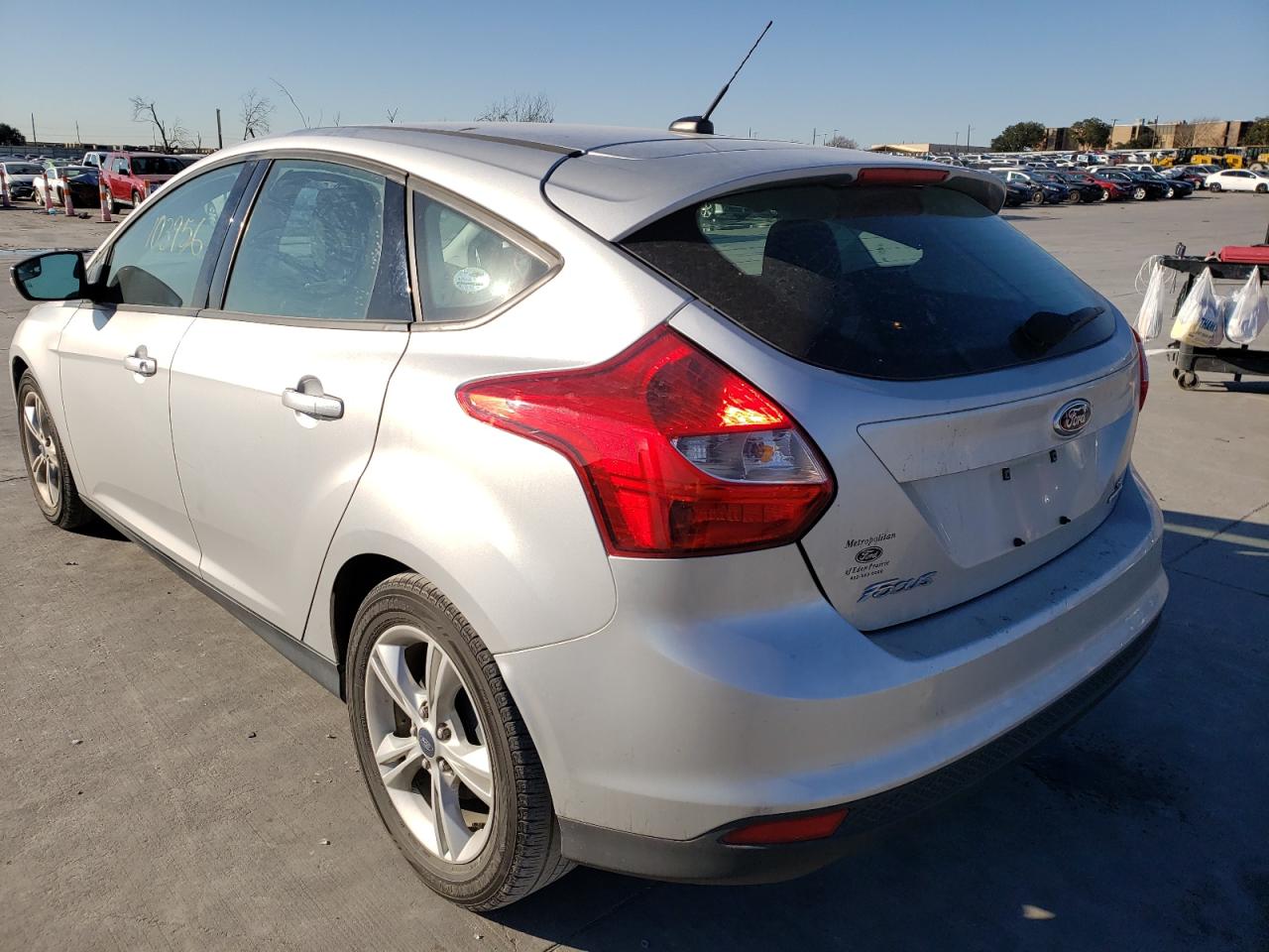 Фото 3 с аукциона – 2014 FORD FOCUS SE с VIN 1FADP3K26EL209686