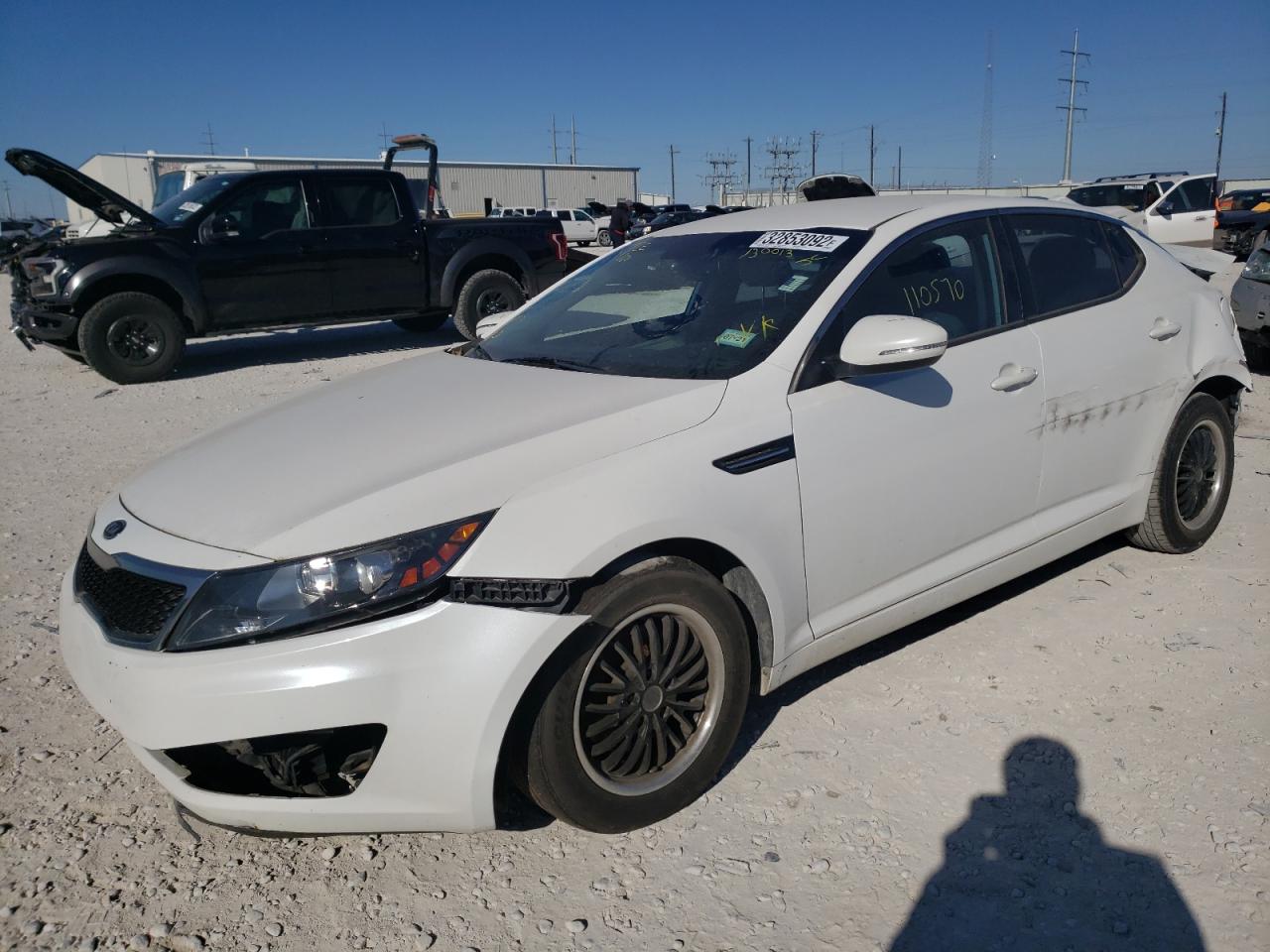 Photo 2 from auction – 2011 KIA OPTIMA LX with VIN KNAGM4A79B5130013