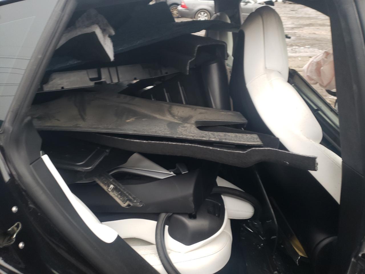 Photo 6 from auction – 2018 TESLA MODEL S with VIN 5YJSA1E42JF255047