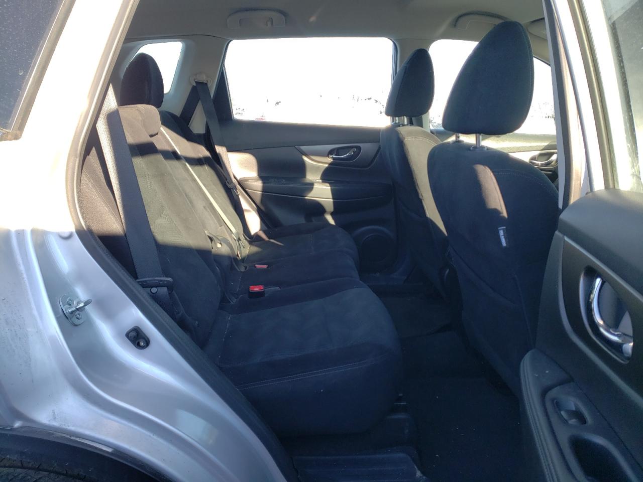 Photo 6 from auction – 2014 NISSAN ROGUE S with VIN 5N1AT2MV8EC791280