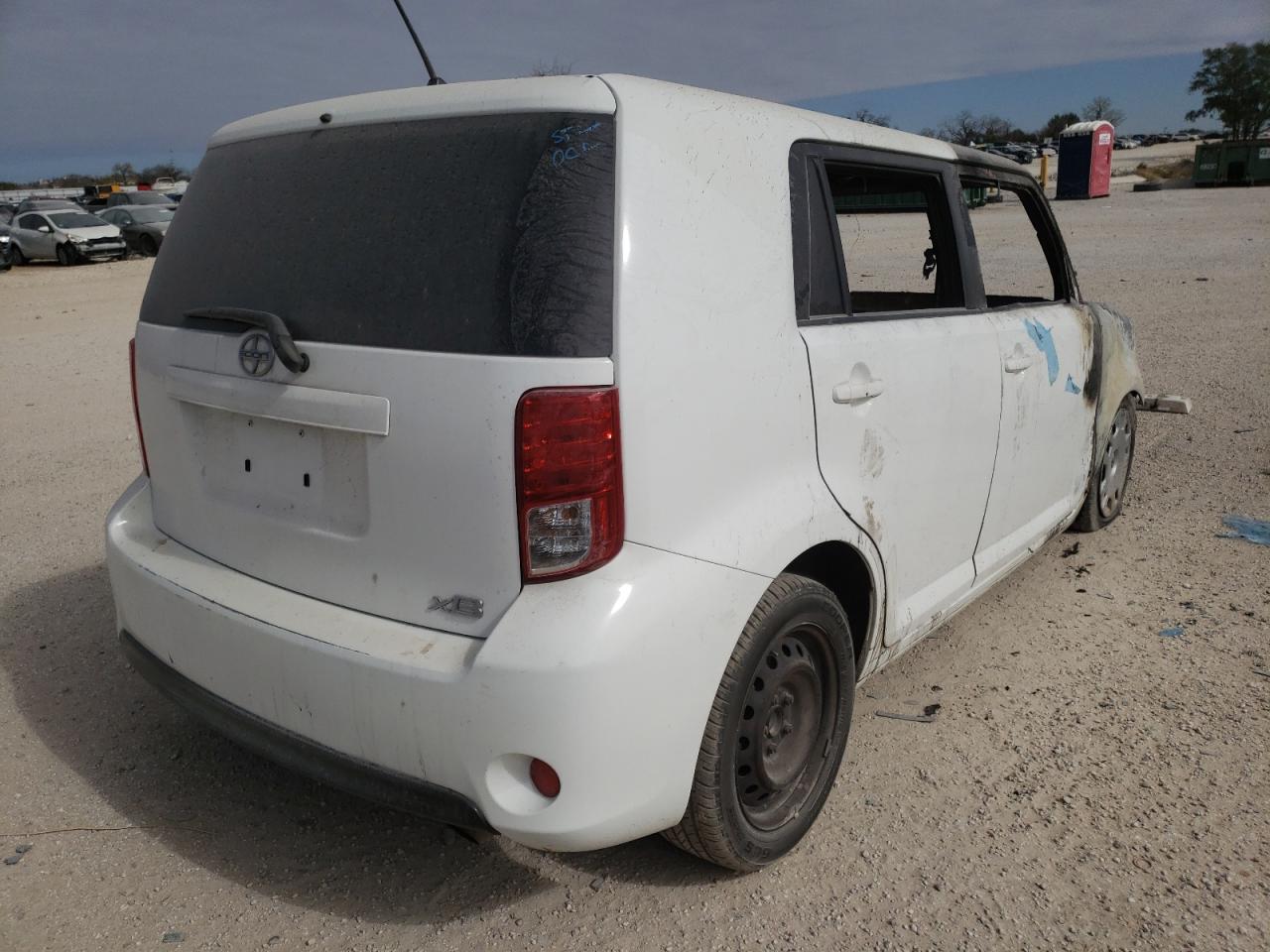 Photo 4 from auction – 2014 TOYOTA SCION XB with VIN JTLZE4FE1EJ061933