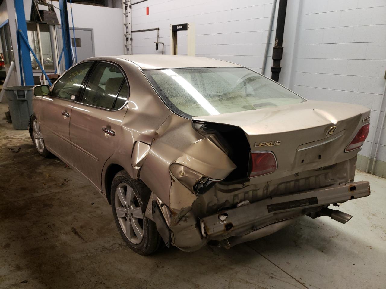 Photo 3 from auction – 2005 LEXUS ES 330 with VIN JTHBA30G755090826