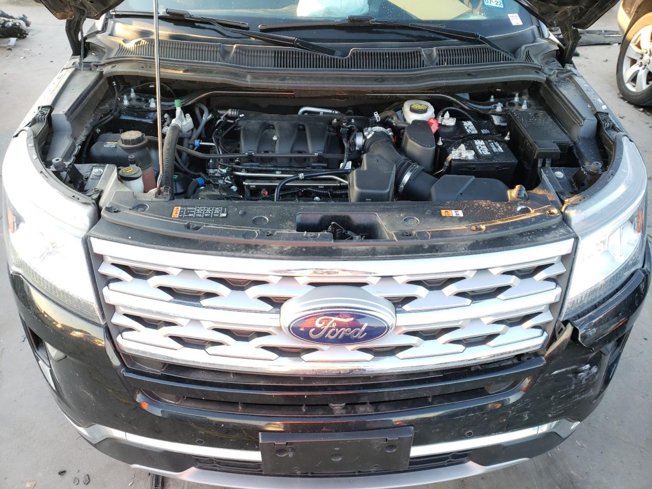 Photo 7 from auction – 2018 FORD EXPLORER L with VIN 1FM5K7F86JGB78263