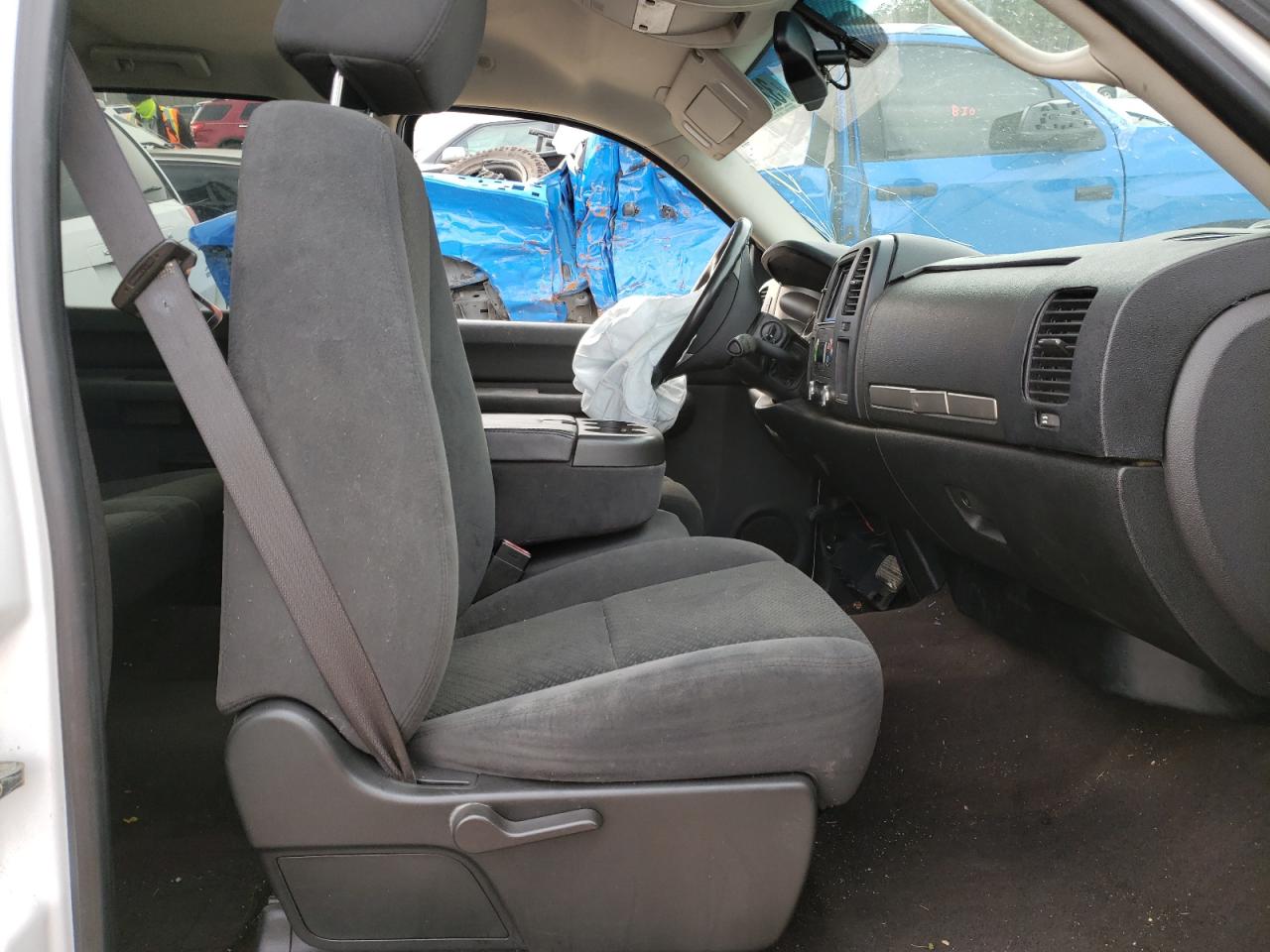 Photo 5 from auction – 2008 CHEVROLET SILVERADO with VIN 3GCEC13J98G223376