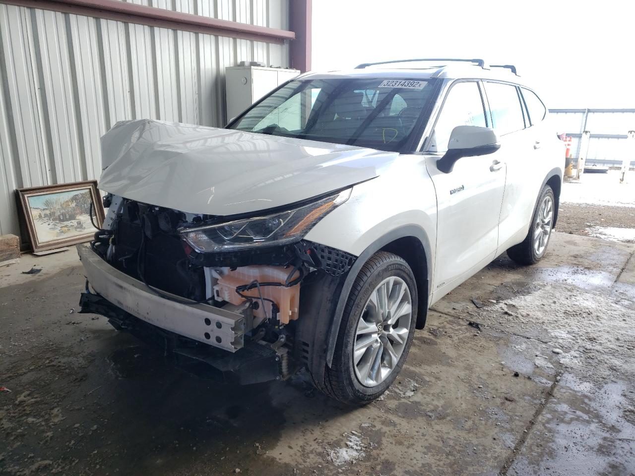 Photo 2 from auction – 2021 TOYOTA HIGHLANDER with VIN 5TDXBRCH9MS019762