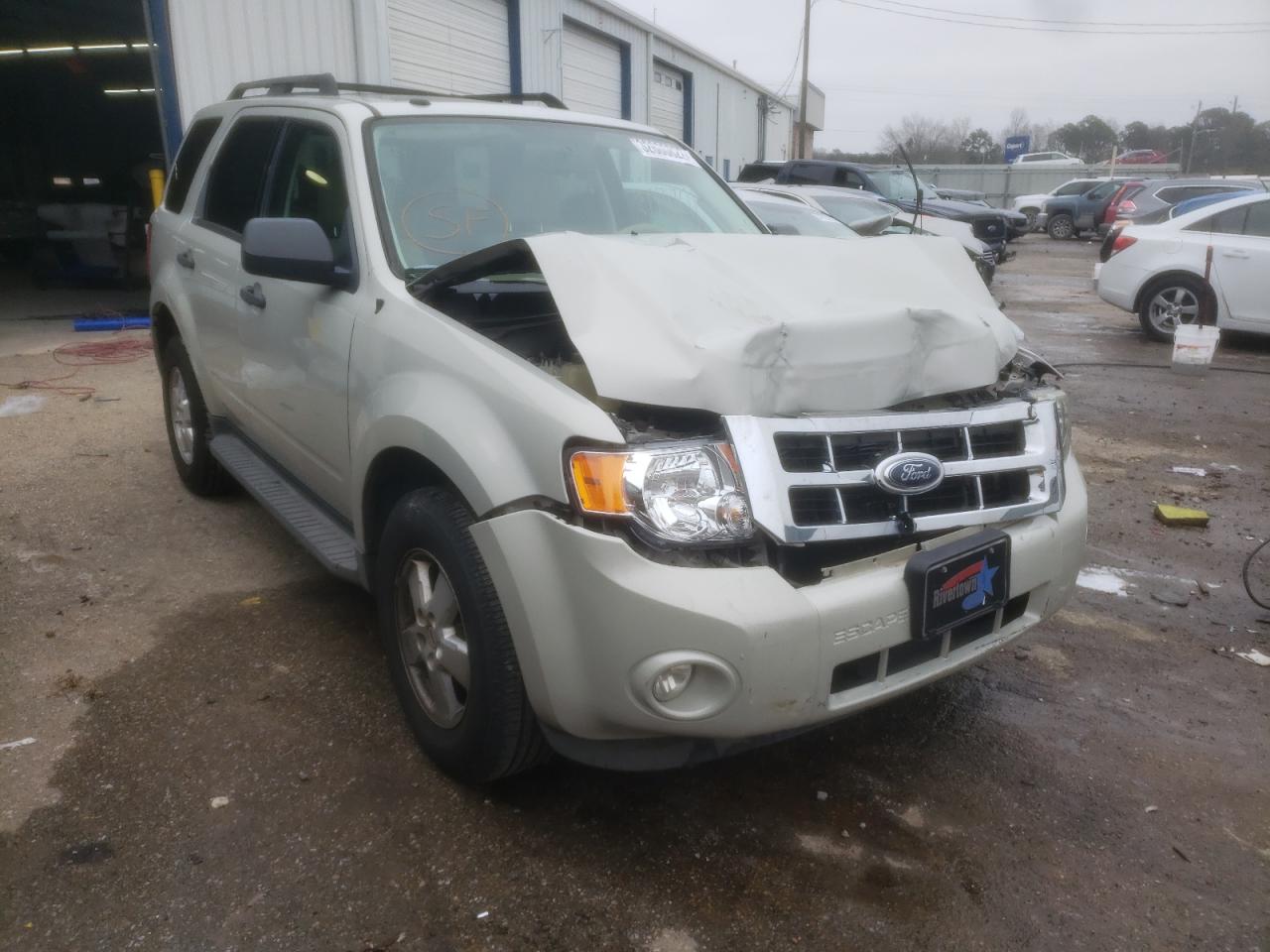 FORD ESCAPE XLT 2009 with VIN 1FMCU03709KA02421 - Photo from auction