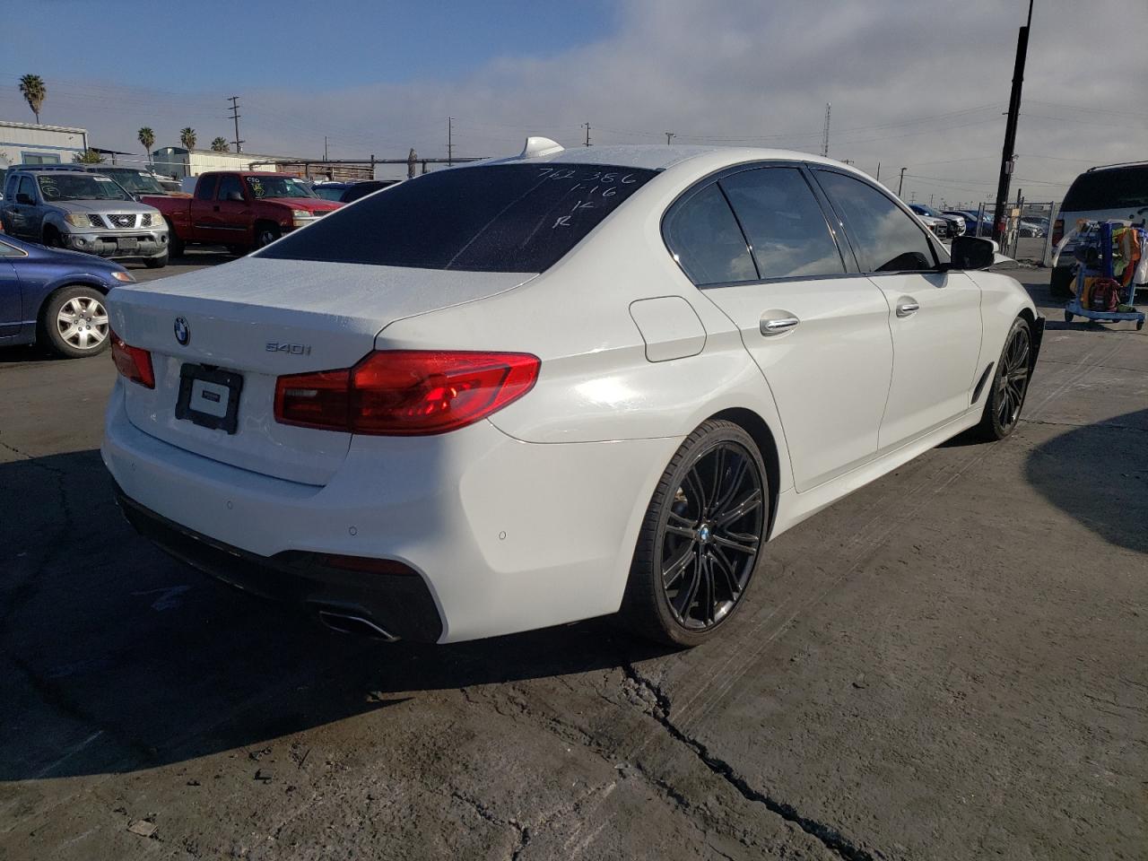 Photo 4 from auction – 2017 BMW 540 I with VIN WBAJE5C32HG478252