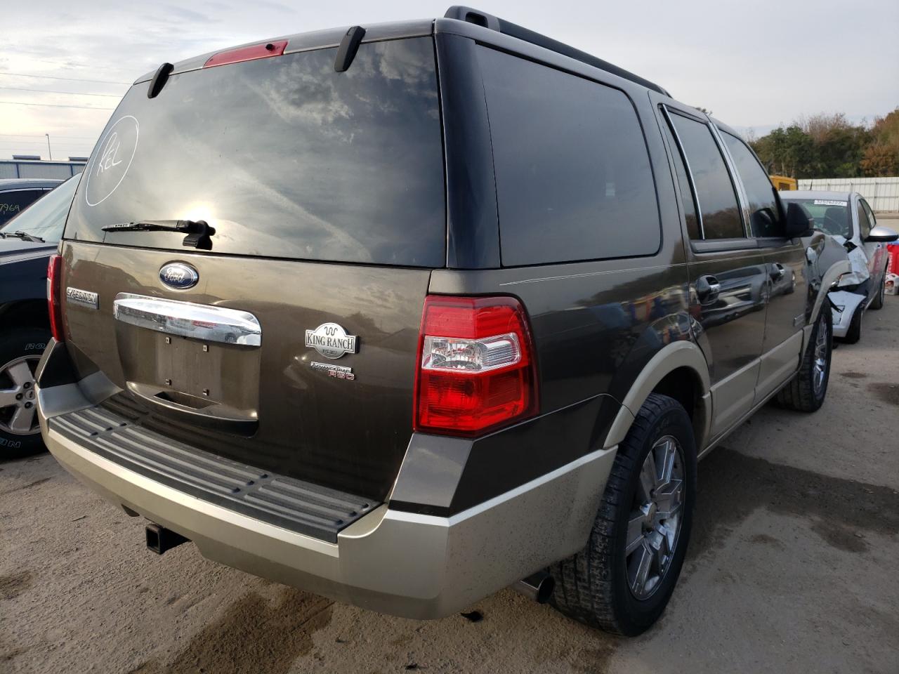 Photo 4 from auction – 2008 FORD EXPEDITION with VIN 1FMFU17558LA06596