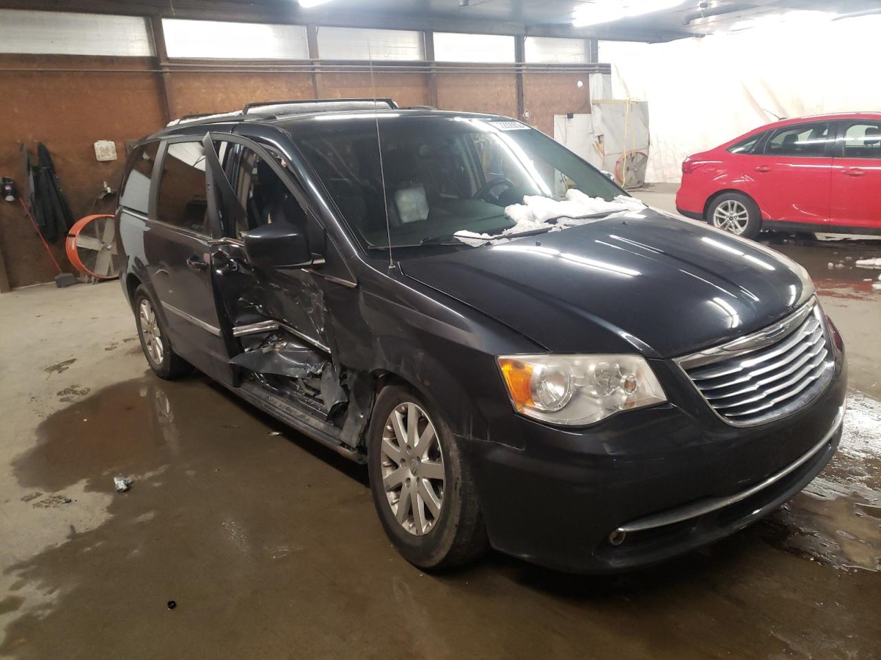CHRYSLER TOWN & COU 2013 with VIN 2C4RC1BG2DR775801 - Photo from auction