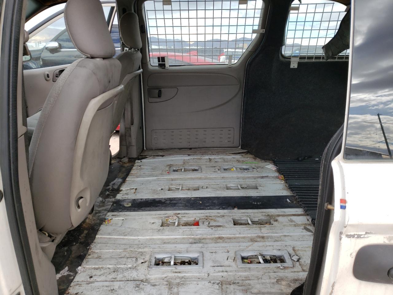 Photo 6 from auction – 2003 DODGE CARAVAN C/ with VIN 1D4GP21393B335185