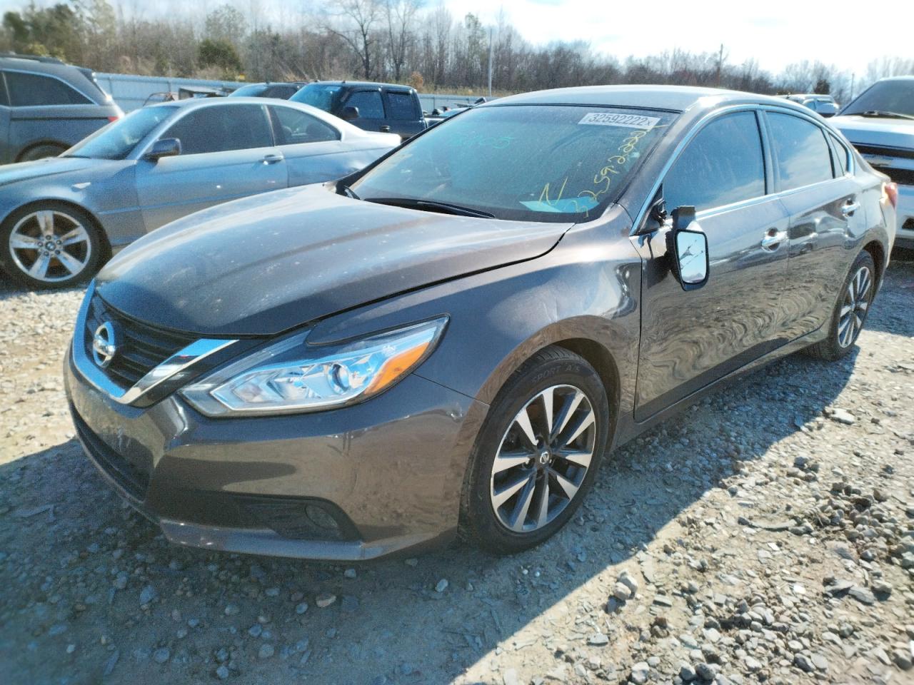 Photo 2 from auction – 2017 NISSAN ALTIMA with VIN 1N4AL3AP6HC198205