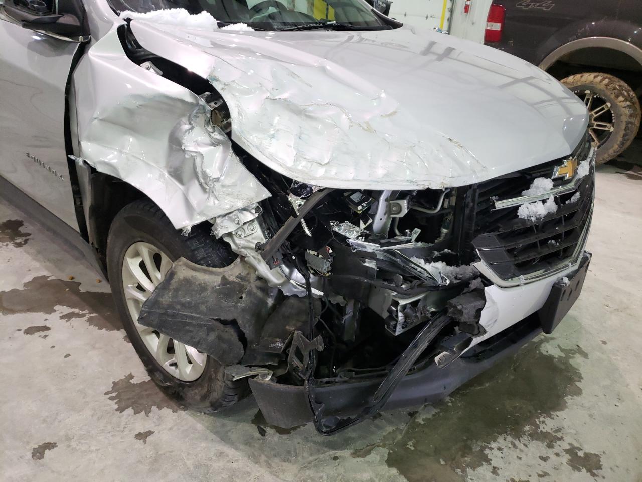 Photo 9 from auction – 2018 CHEVROLET EQUINOX LT with VIN 2GNAXSEV9J6164069