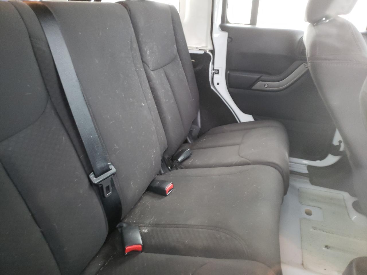 Photo 6 from auction – 2016 JEEP WRANGLER with VIN 1C4BJWDG3GL256481