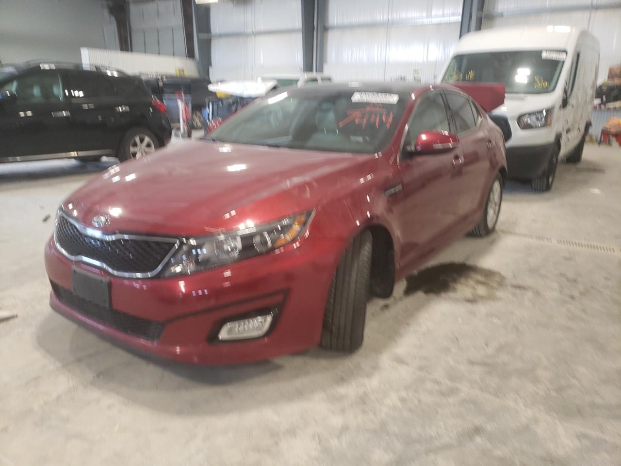 Photo 2 from auction – 2015 KIA OPTIMA EX with VIN 5XXGN4A77FG357444