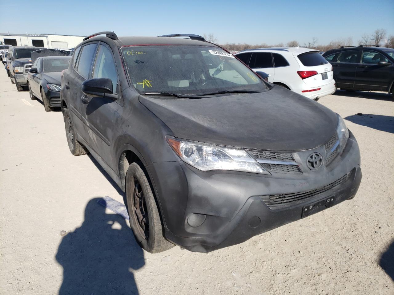 TOYOTA RAV4 LE 2014 with VIN JTMBFREV5EJ003185 - Photo from auction