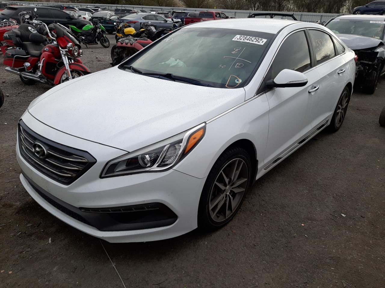 Photo 2 from auction – 2015 HYUNDAI SONATA SPO with VIN 5NPE34AB1FH080988