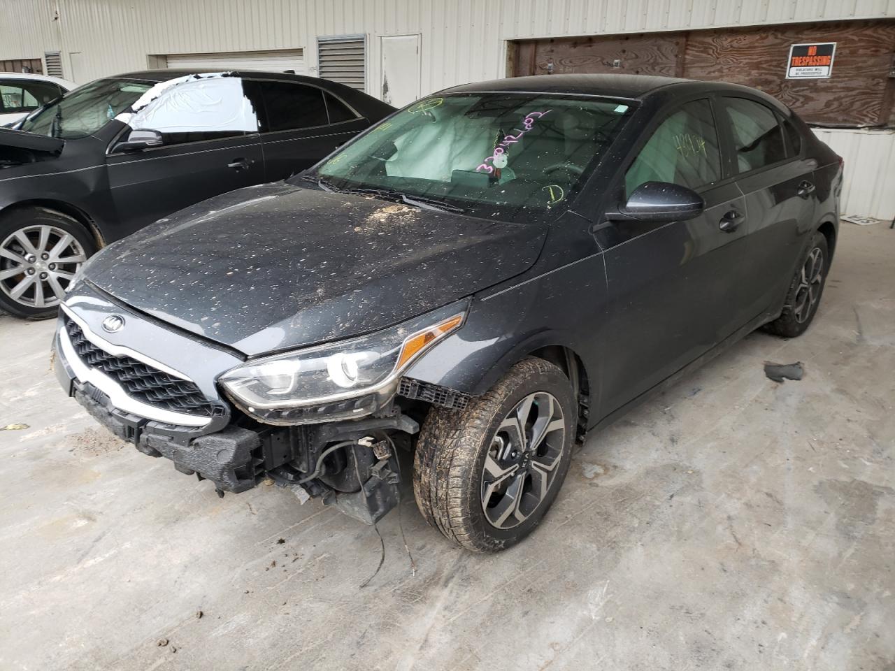 Photo 2 from auction – 2019 KIA FORTE FE with VIN 3KPF24AD7KE007440