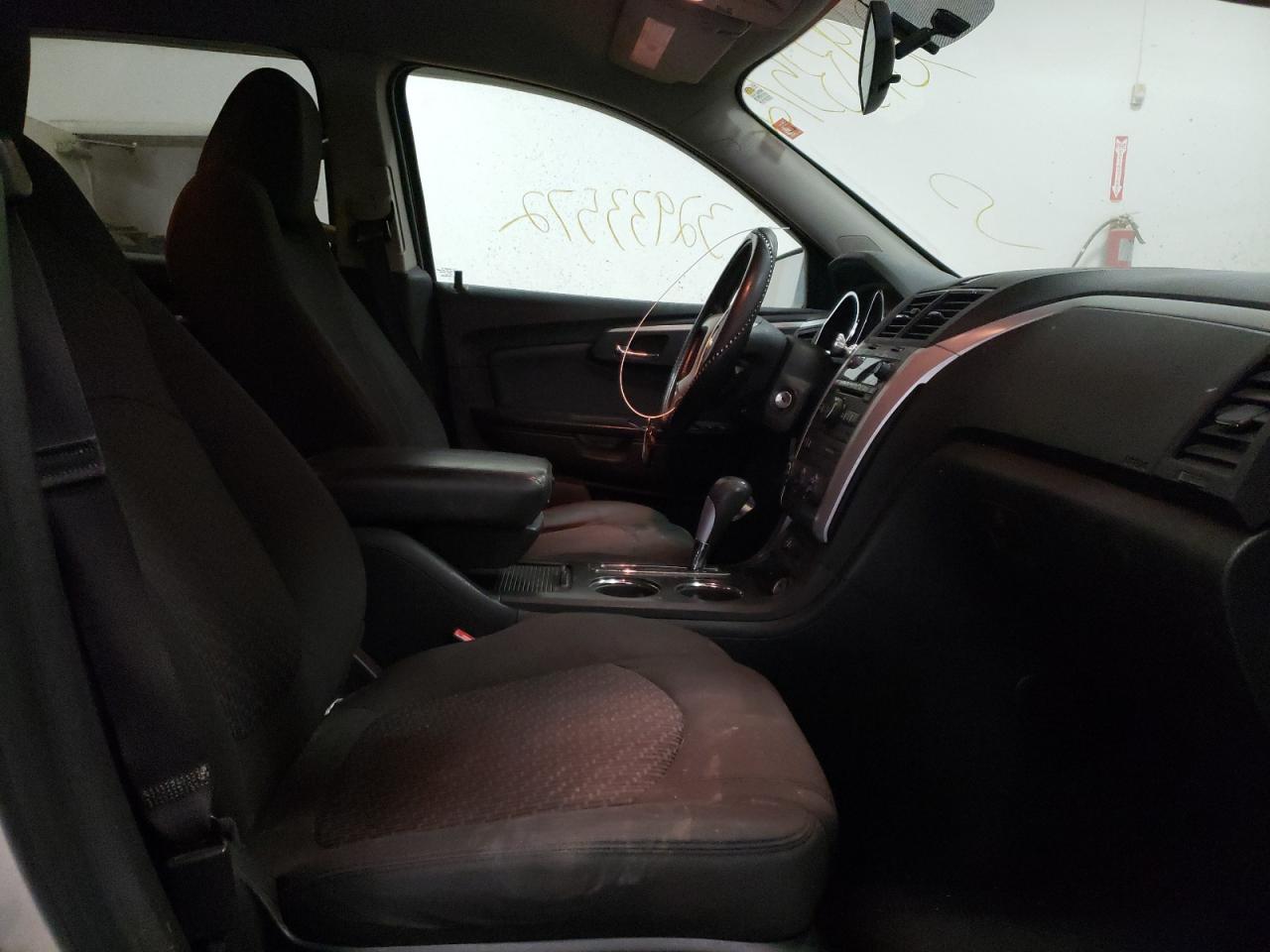 Photo 5 from auction – 2012 CHEVROLET TRAVERSE L with VIN 1GNKVGED4CJ239443