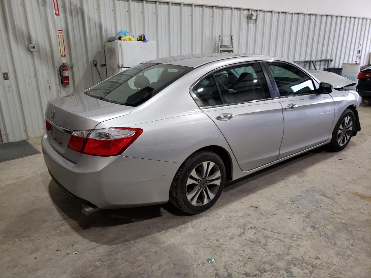 Photo 4 from auction – 2014 HONDA ACCORD LX with VIN 1HGCR2F31EA251340
