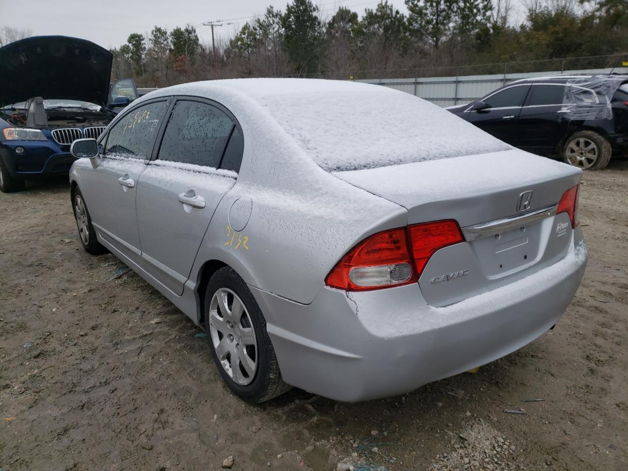 Photo 3 from auction – 2011 HONDA CIVIC LX with VIN 2HGFA1F50BH534602