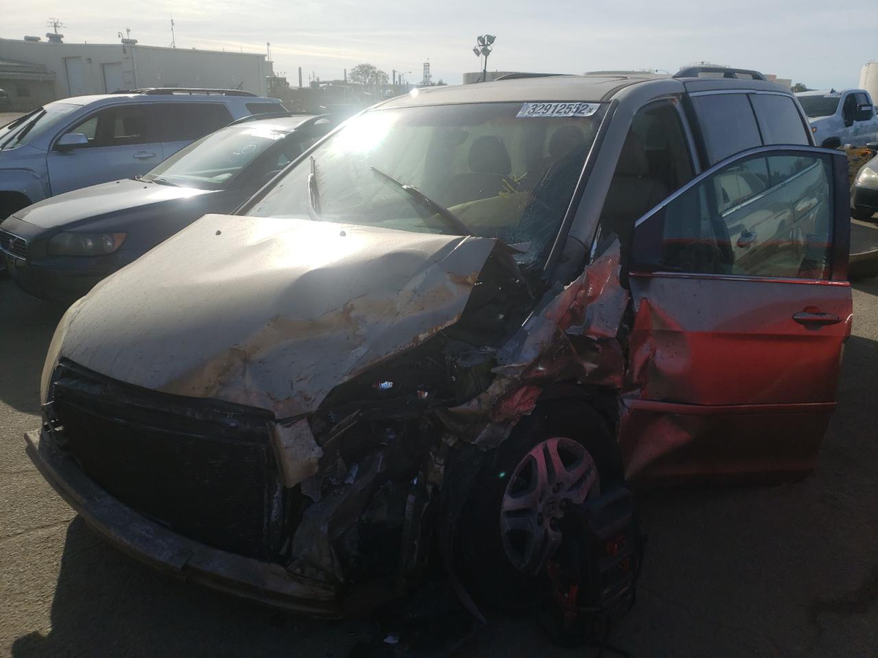 Photo 2 from auction – 2005 HONDA ODYSSEY EX with VIN 5FNRL38785B047609
