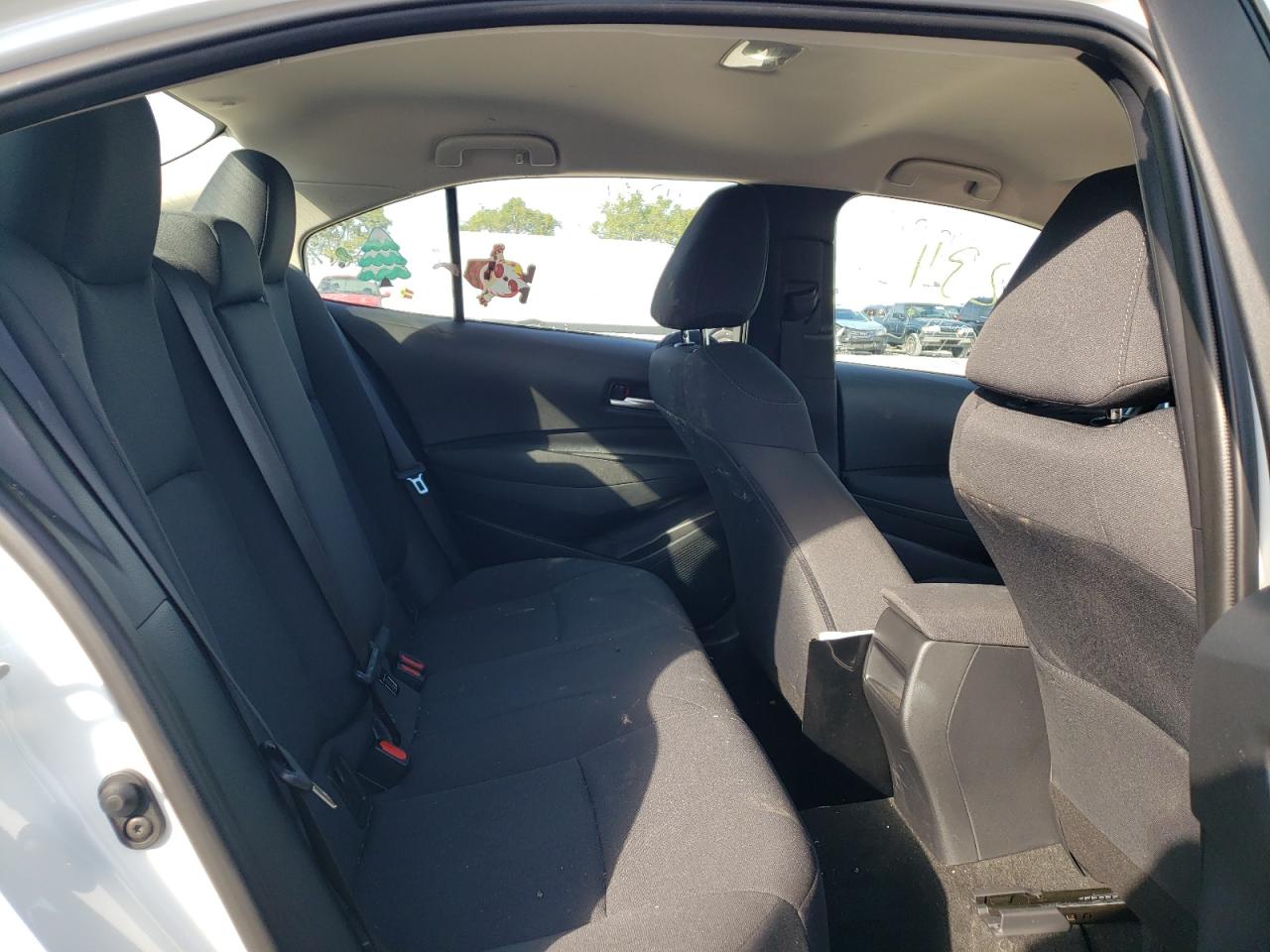 Photo 6 from auction – 2021 TOYOTA COROLLA LE with VIN 5YFEPMAE2MP270569