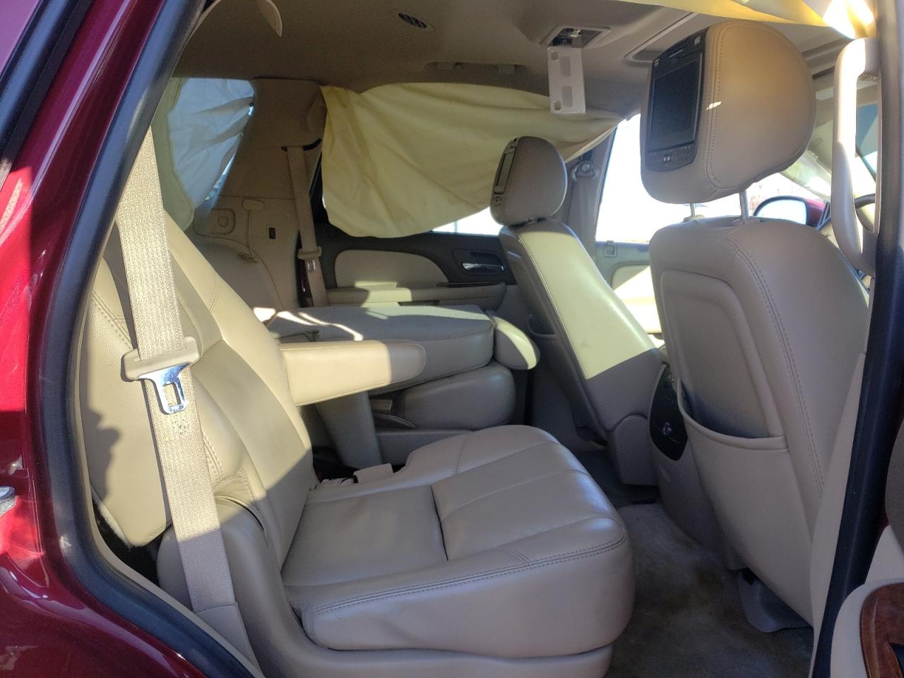 Photo 6 from auction – 2007 GMC YUKON with VIN 1GKFK13017J174030